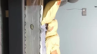 【网曝门事件】冲业绩让顾客「上车」女神级汽车业务芳婷性爱影片流出 口活技术一流 口爆裹射 高清1080P版
