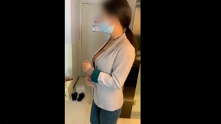 頂級豪乳女神！【尤物】陽台抖奶自慰，就怕別人看不到她，故意拉開窗簾，只能說真是牛逼…【Part 1】
