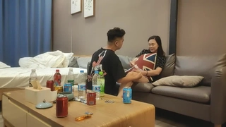 Yuki_自慰_白皙妹子诱惑张开双腿自摸1