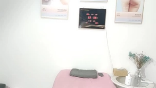 又到了周末 被学妹约出来榨精