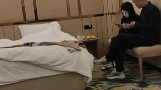 因束缚调教妻子财阀的政略结婚而出嫁的世家女儿。名为“惯例”的绳调教中堕落的若妻 松本いちか