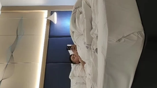 【劲爆泄密】深圳高中学妹私拍流出！可惜是个小屌男友~可惜这么嫩的小女孩了~