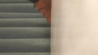 换妻现场妻子和弟妹一起伺候她老公