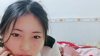[韩国] 巨乳主播的神祕群？不停在直播中提到的群组在哪里？