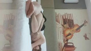 我的青春期 电影身高一米八的银行女主管（此女主管全集有9部已上传下面简届内免费看）